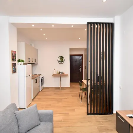 Hlil's Apartment